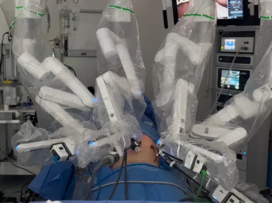 Cirugía robótica con el Dr. Alejandro Moreno Andrade - imagen 5